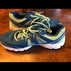 Ladies Fila sneakers